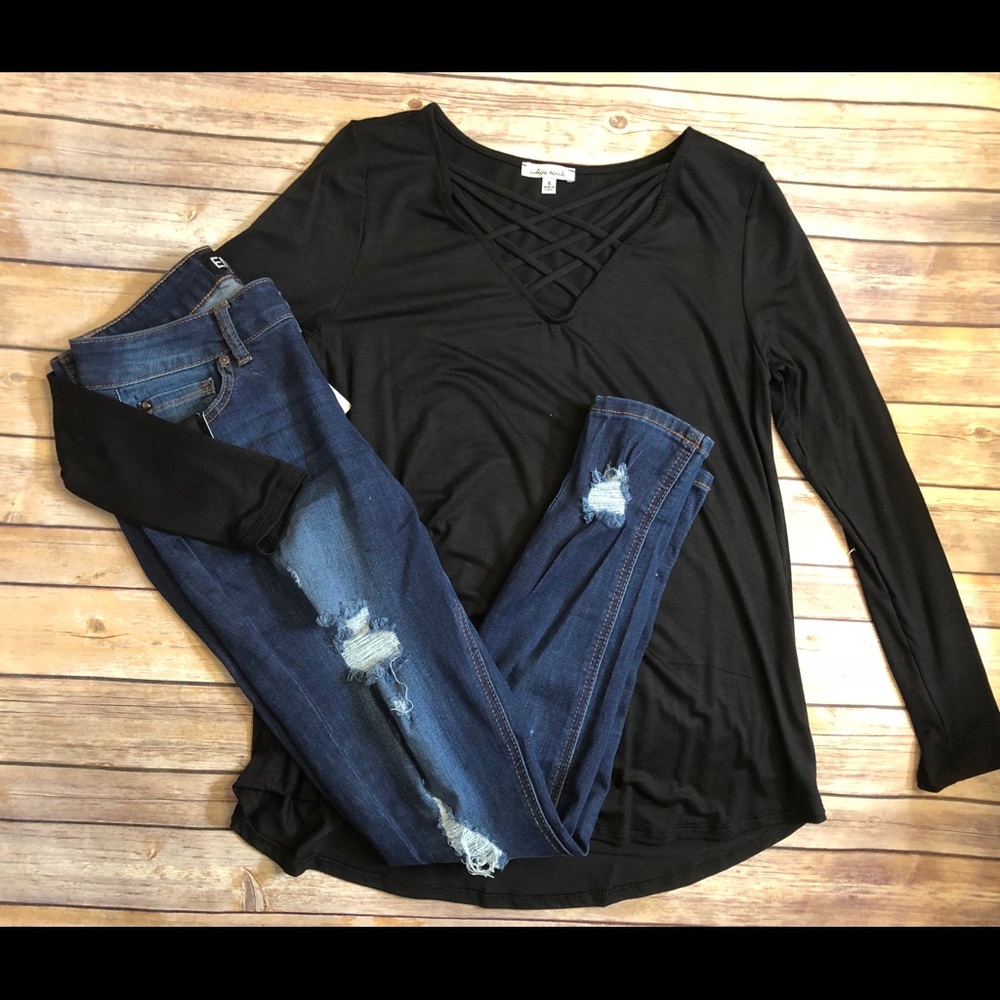 Caged Neckline Long Sleeve Shirt - Picture 2 of 2